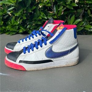 Nike Blazer 317808-102 Iridescent 2009 Womens Shoes Size 8.5 Scale White Leather